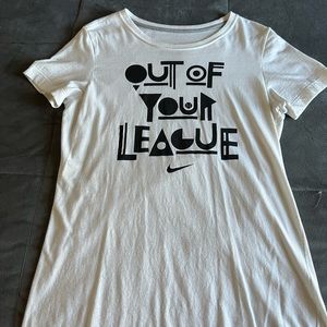 Womens Nike Shirt- fitted size Large